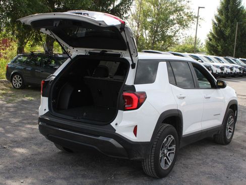 Used 2026 GMC Terrain Elevation AWD/4WD image 7