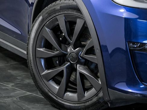 Used 2022 Tesla Model X AWD/4WD image 3