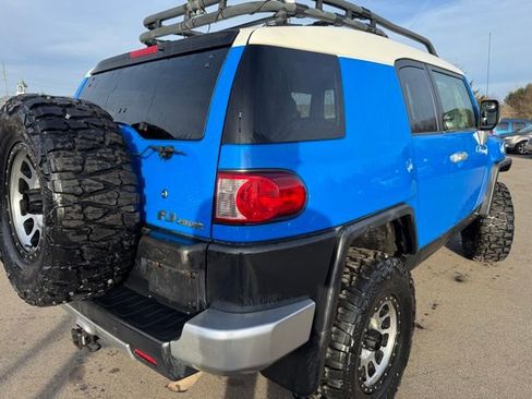 Used 2007 Toyota FJ Cruiser 4WD image 4