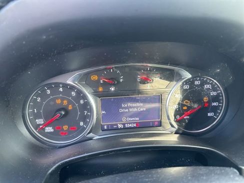 Used 2022 GMC Terrain SLE w/ Driver Convenience Package image 5