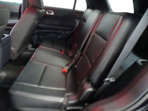 Used 2018 Ford Explorer 4WD Police Interceptor w/ 2-tone Vinyl Package #1 image 3