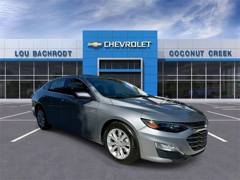 Used 2024 Chevrolet Malibu LT image 2