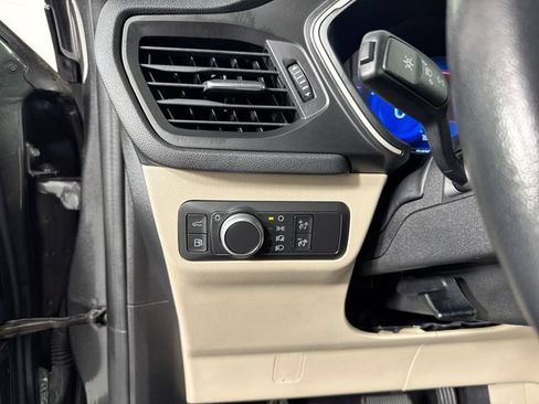Used 2020 Ford Escape SE Sport AWD/4WD image 14