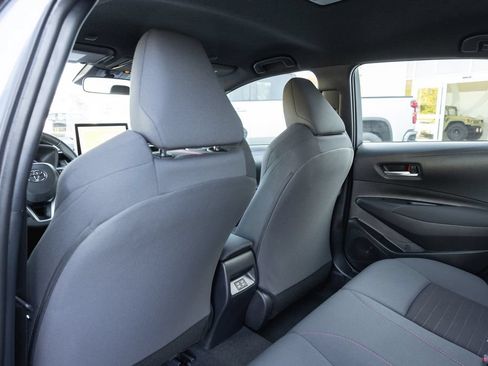 Used 2026 Toyota Corolla SE w/ SE Package FWD image 23