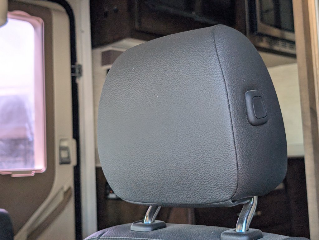 Used 2020 Mercedes-Benz Sprinter 3500 image 12