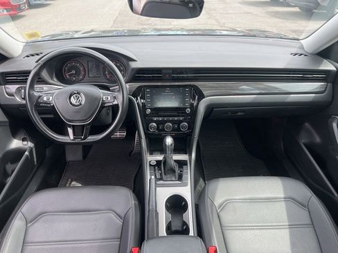 Used 2020 Volkswagen Passat 2.0T R-Line FWD image 19
