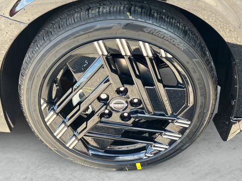 New 2026 Nissan Sentra SR image 23