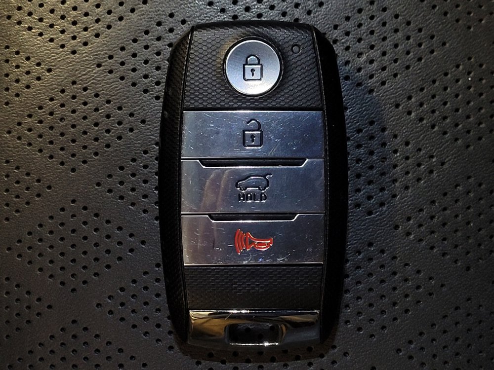 Used 2019 Kia Sorento SX FWD image 32