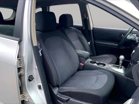 Used 2013 Nissan Rogue S FWD image 8