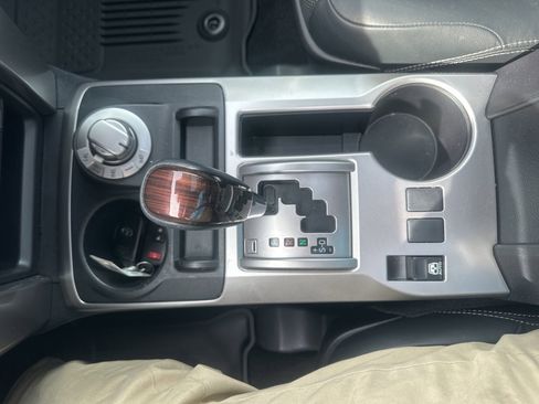 Used 2021 Toyota 4Runner Limited image 33