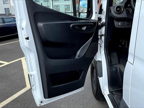 Certified 2026 Mercedes-Benz Sprinter 2500 image 21