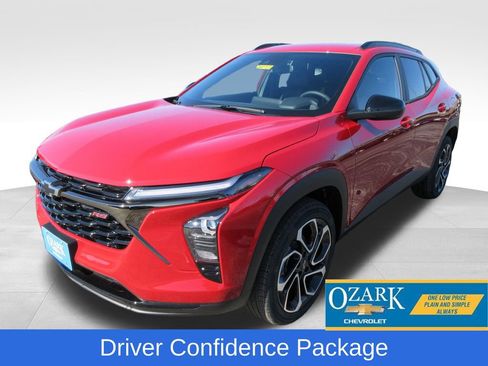 New 2026 Chevrolet Trax RS w/ Driver Confidence Package image 1