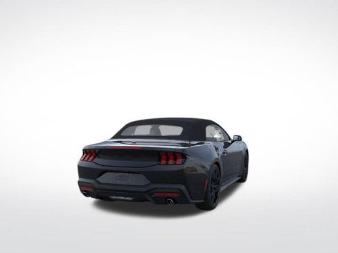 New 2026 Ford Mustang GT Premium w/ GT Performance Package RWD image 10