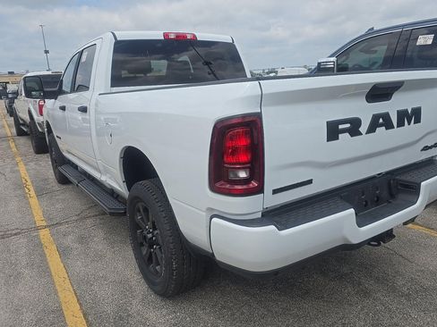Used 2025 RAM 2500 Big Horn AWD/4WD image 3