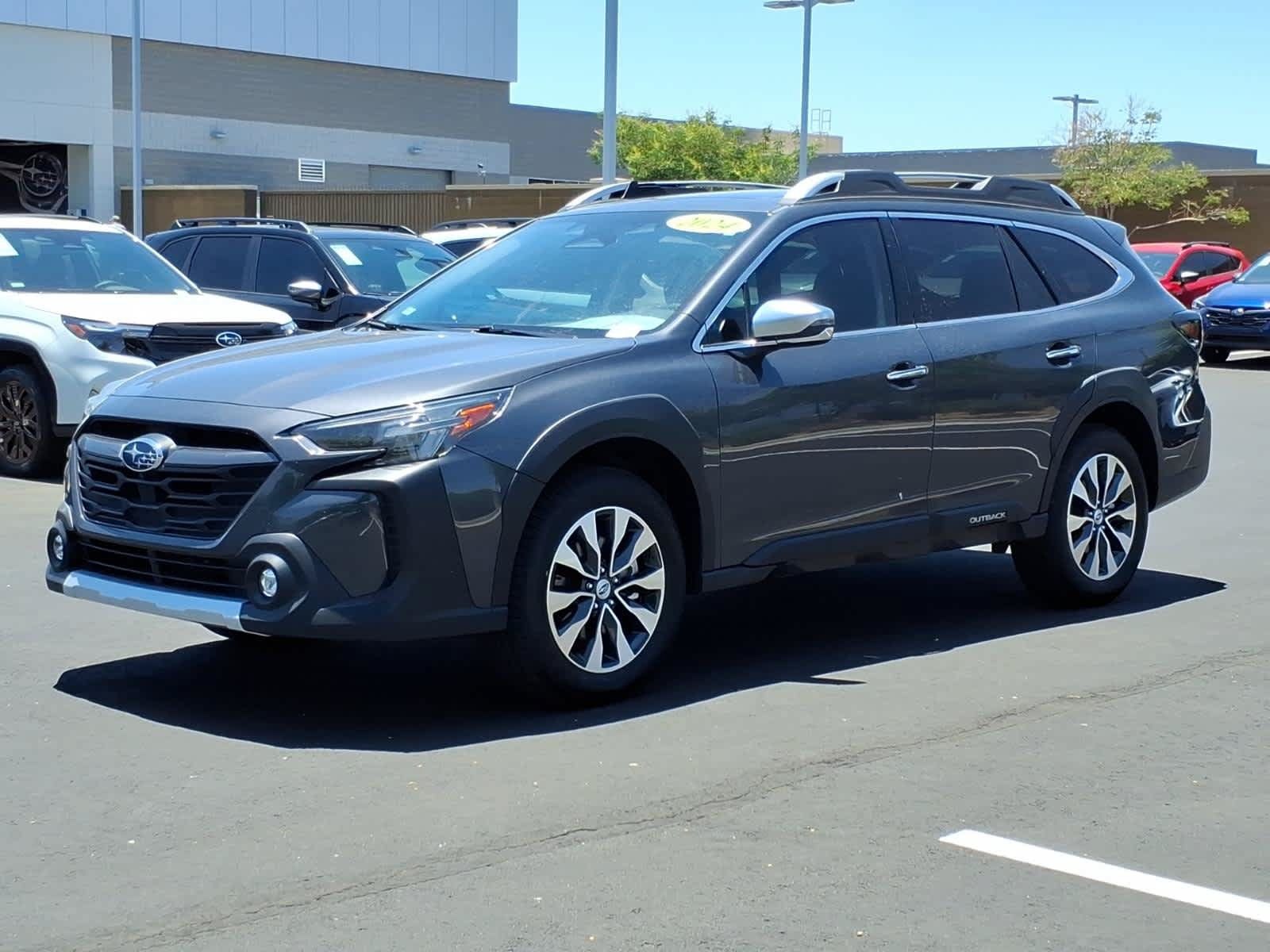 Used 2024 Subaru Outback Touring XT AWD/4WD image 3