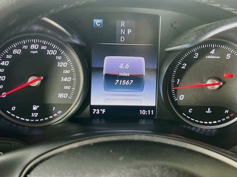 Used 2018 Mercedes-Benz GLC 300 image 12