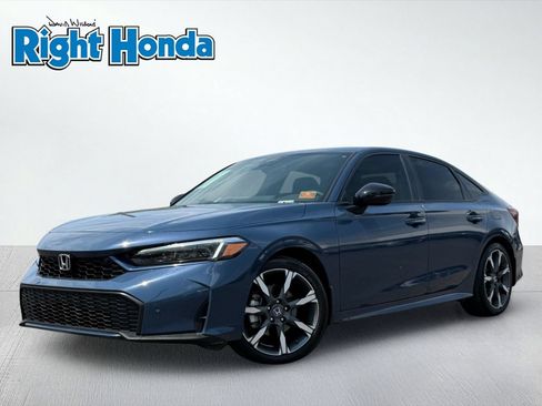 Used 2026 Honda Civic Sport Touring image 2