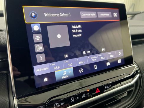 New 2026 Jeep Compass Latitude image 13