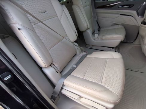 Used 2022 Cadillac Escalade Sport Platinum w/ LPO, Floor Liner Package image 18