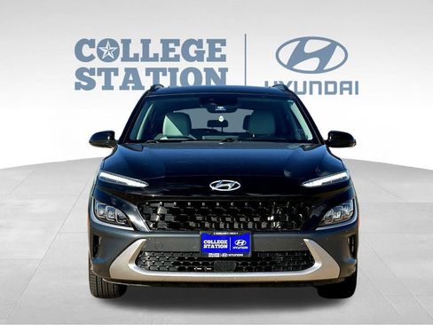 Used 2023 Hyundai Kona Limited w/ Cargo Package FWD image 4