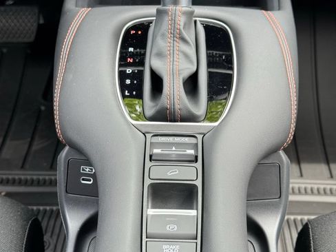Used 2027 Honda HR-V Sport image 18