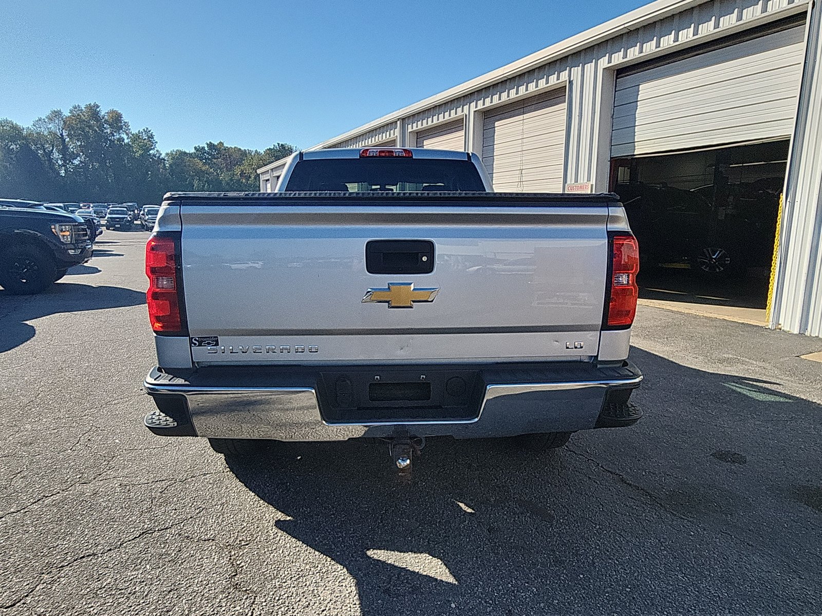 Used 2019 Chevrolet Silverado 1500 LT w/ All Star Edition AWD/4WD image 4