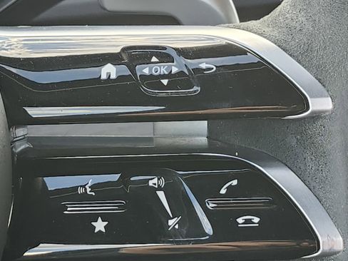 Used 2024 Mercedes-Benz GLE 53 AMG 4MATIC w/ Winter Package image 34