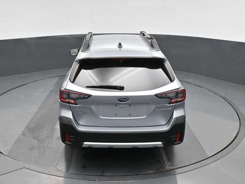 Used 2022 Subaru Outback Limited image 22