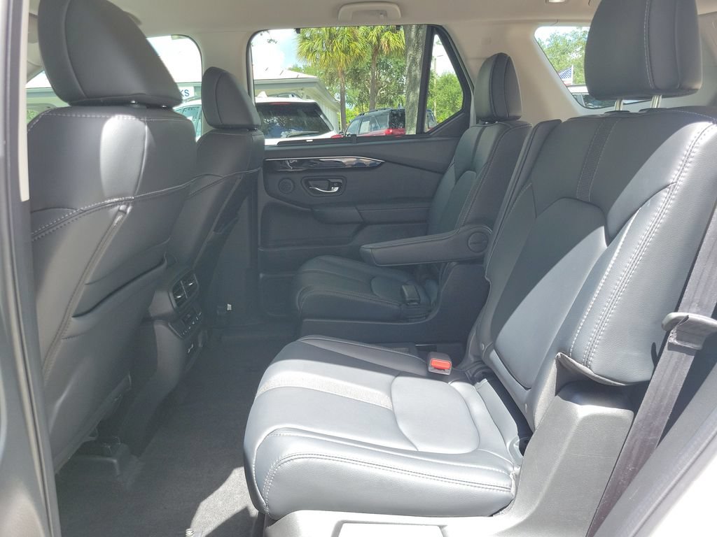 Used 2023 Honda Pilot EX-L image 9