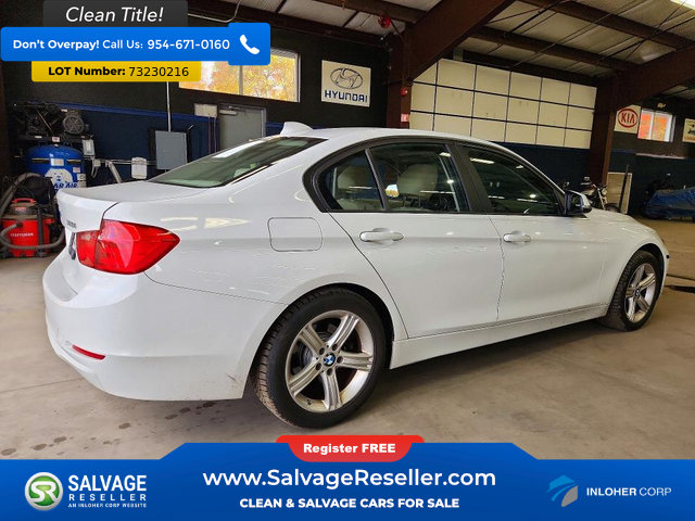 Used 2013 BMW 328i xDrive Sedan AWD/4WD image 4