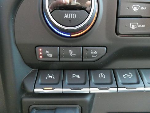 Used 2019 Chevrolet Silverado 1500 LTZ w/ LTZ Plus Package image 30