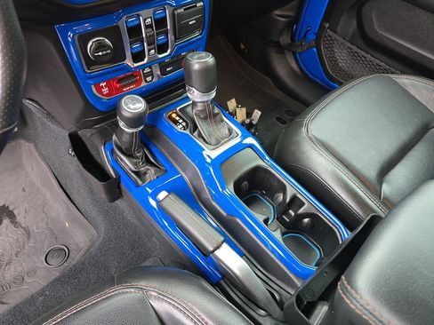 Used 2022 Jeep Wrangler Unlimited Rubicon w/ Trailer Tow Package image 29