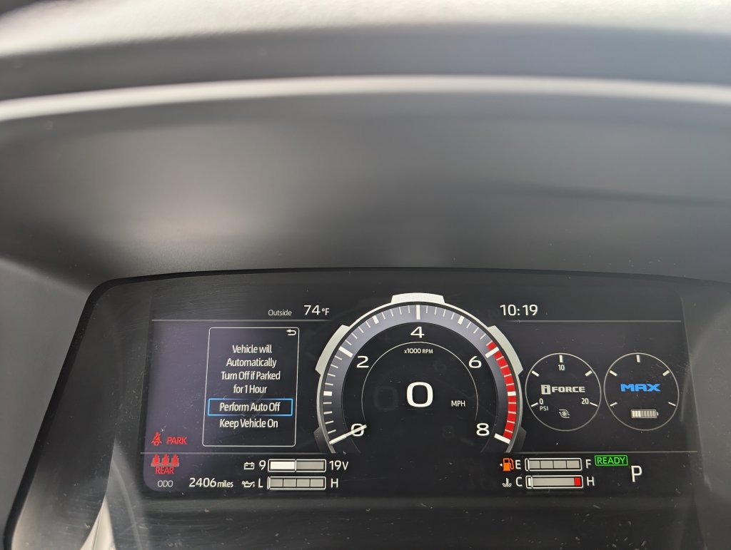 Used 2026 Toyota Tundra Limited AWD/4WD image 23