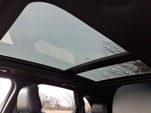 Used 2024 Ford Edge ST w/ Equipment Group 401A image 17