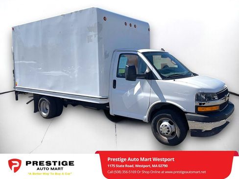 Used 2023 Chevrolet Express 3500 w/ Power Convenience Package RWD image 1
