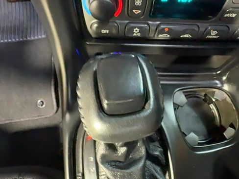 Used 1998 Chevrolet Corvette Convertible w/ Memory Pkg RWD image 55