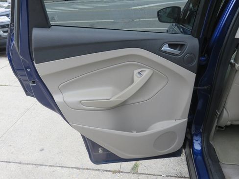 Used 2014 Ford Escape Titanium AWD/4WD image 33