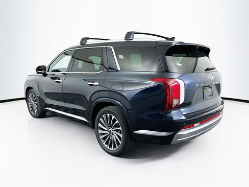 Used 2024 Hyundai Palisade Calligraphy image 5