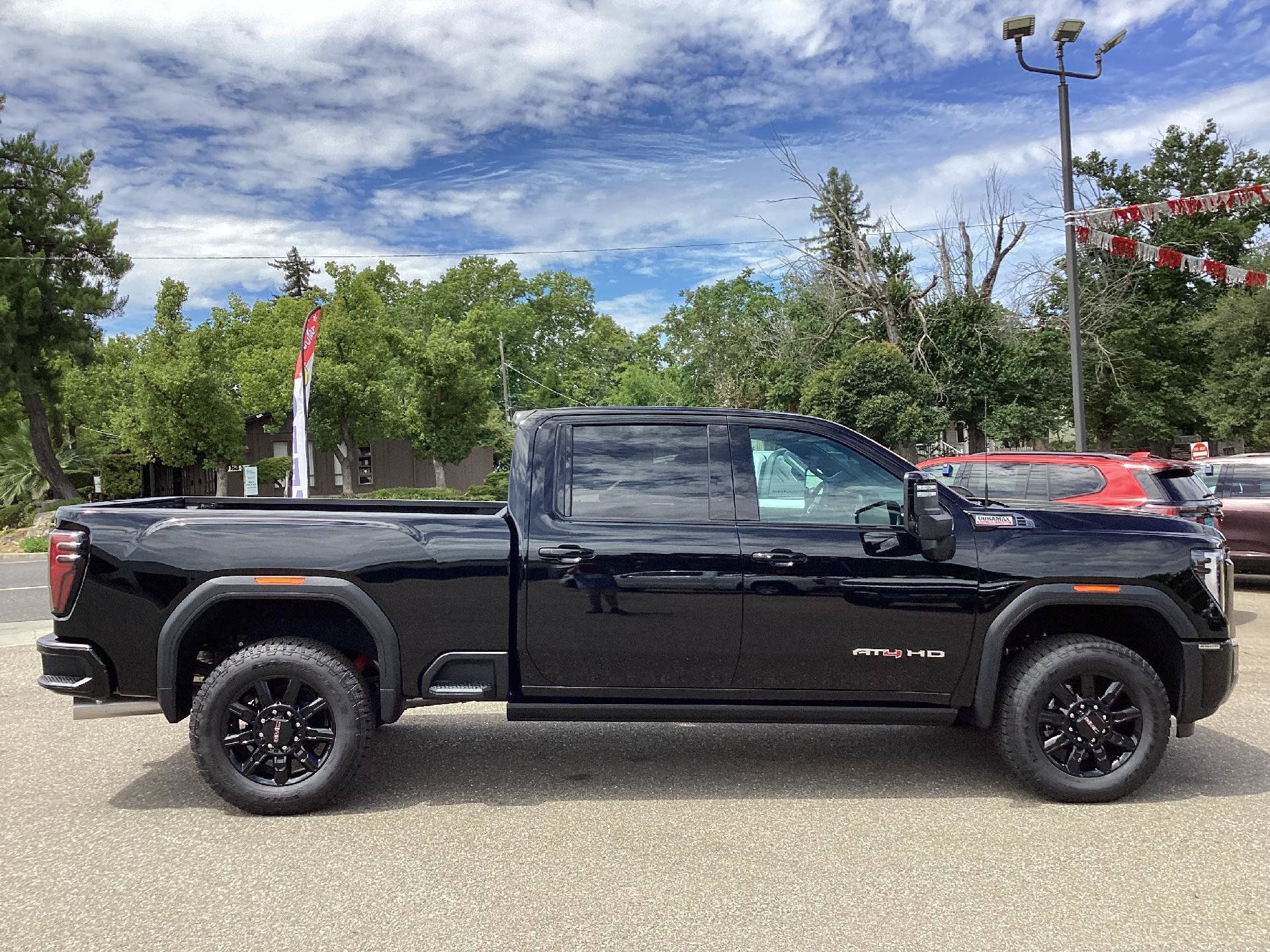 New 2025 GMC Sierra 2500 AT4 w/ Max Trailering Package AWD/4WD image 6
