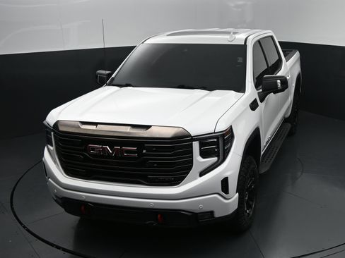 Used 2023 GMC Sierra 1500 AT4X AWD/4WD image 25