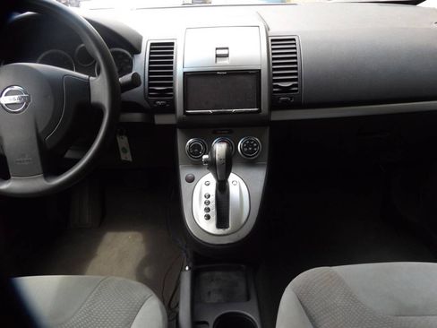 Used 2010 Nissan Sentra 2.0 FWD image 15