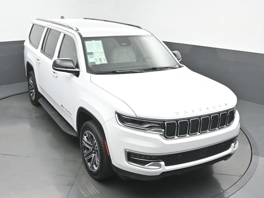 Used 2025 Jeep Wagoneer L 4WD image 50