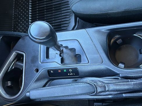 Used 2018 Toyota RAV4 LE w/ All Weather Liner Package image 26