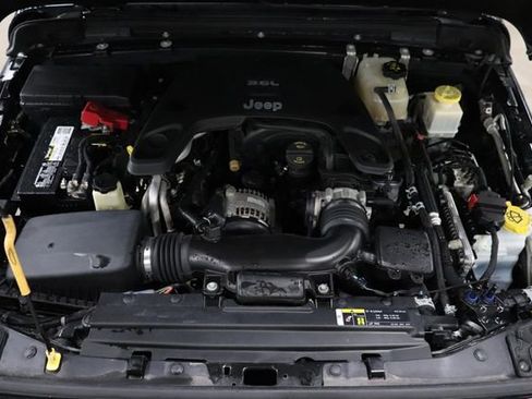 Used 2020 Jeep Gladiator Rubicon AWD/4WD image 27