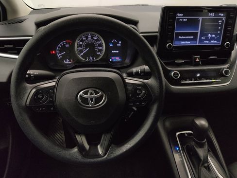 Used 2022 Toyota Corolla LE FWD image 22