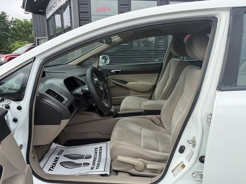 Used 2010 Honda Civic LX image 6
