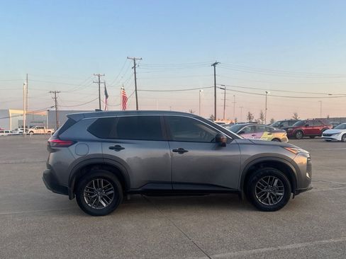 Used 2023 Nissan Rogue S FWD image 25