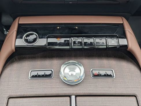 New 2025 Lincoln Navigator Reserve image 21