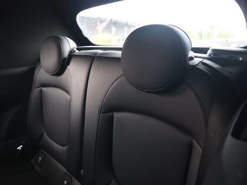 Used 2017 MINI Cooper S FWD image 11