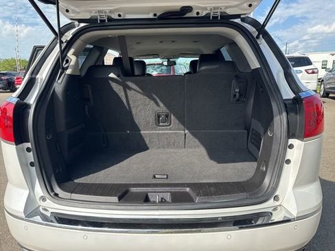 Used 2017 Buick Enclave Leather AWD/4WD image 12